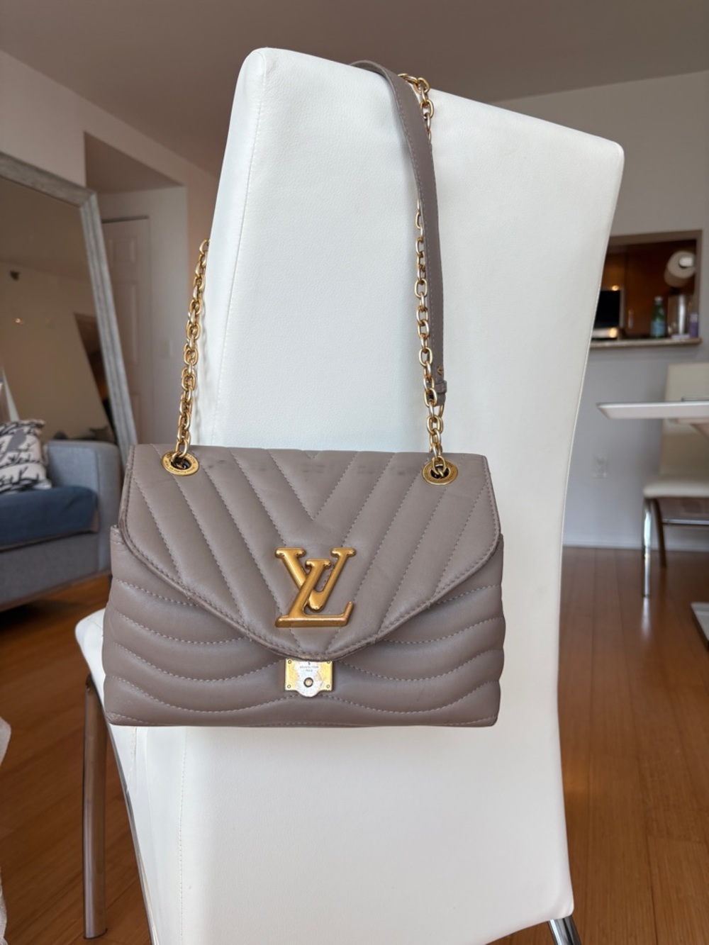 Louis Vuitton New Wave Chain Bag MM – Taupe (Microchip Version) – AS IS